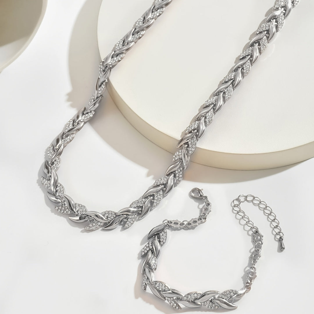 LISETTE™ – Handcrafted Leaf Chain Jewellery Set