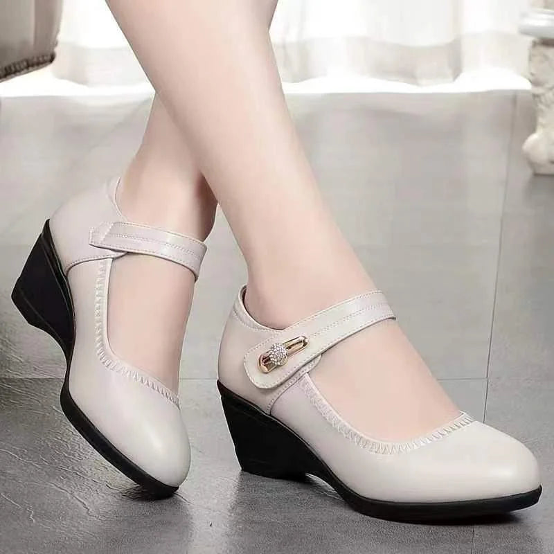 Catherine™ | Classic Supportive Heels