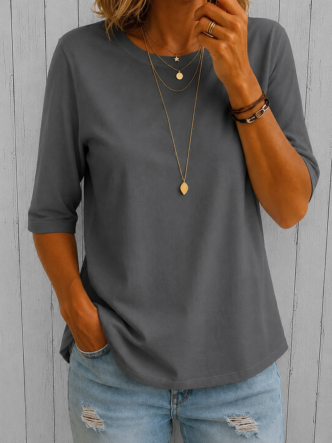CALVERA™ – Comfort Coverage Everyday Tee