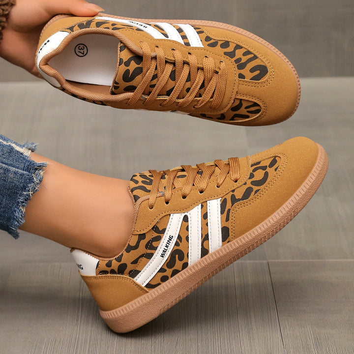 CÉLINA™ – Orthopaedic Comfort Trainers