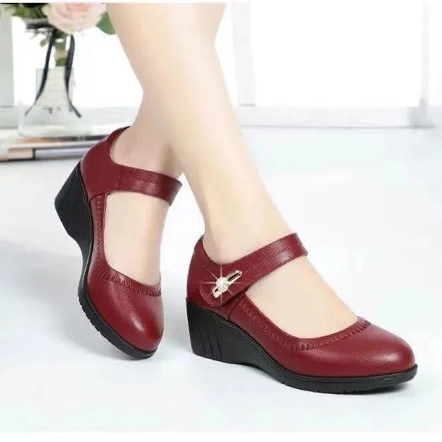 Catherine™ | Classic Supportive Heels