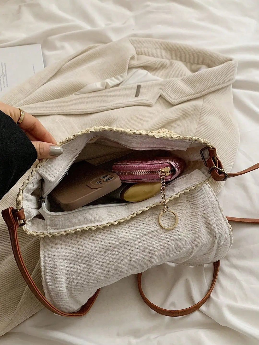 GISELE™ – Straw Crossbody Bag