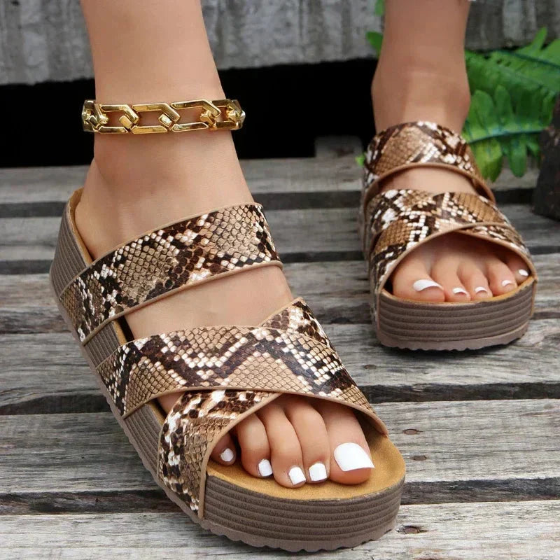 CONSTANCE™ – Orthopaedic Platform Sandal